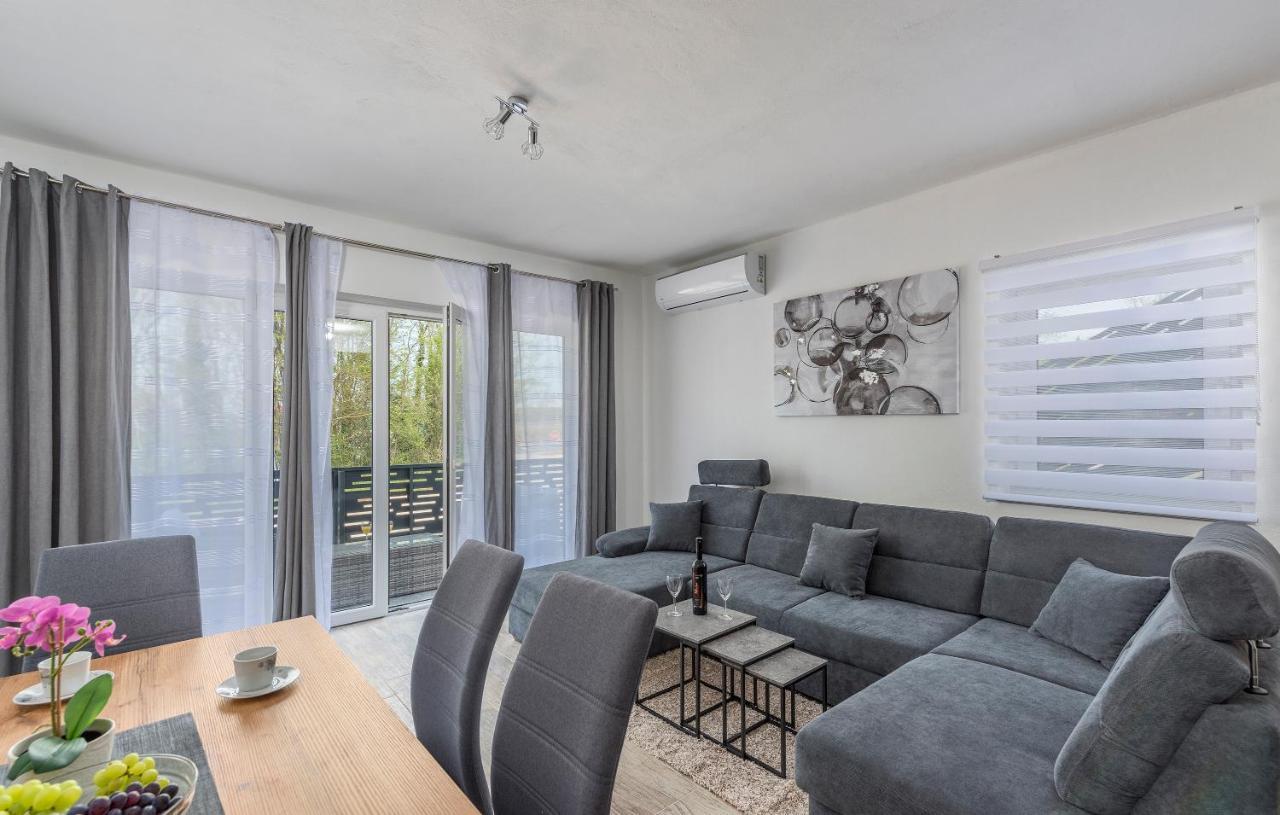 Apartmani Natalija Пореч Екстер'єр фото